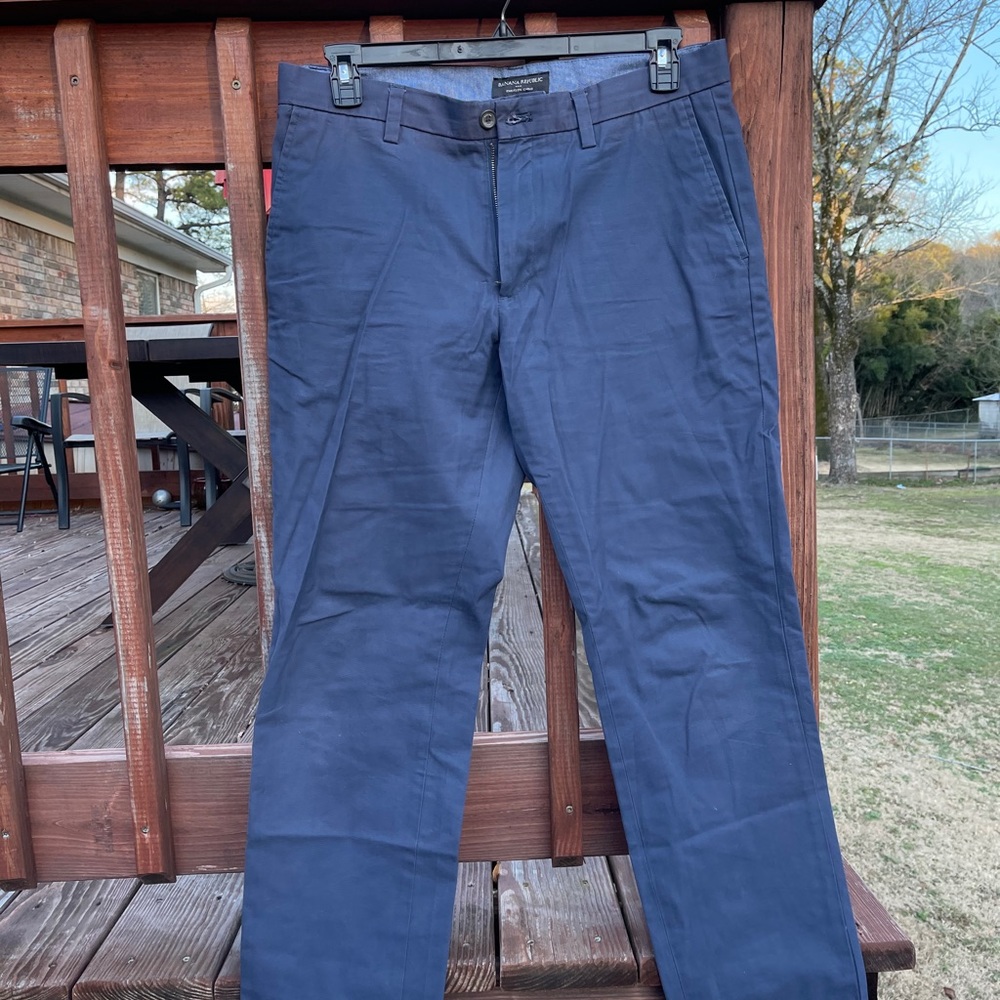 Men’s Banana Republic Emerson Chino Pants